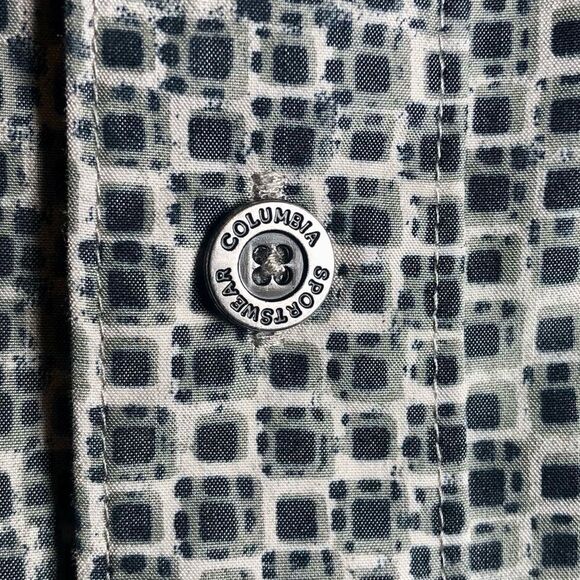 Columbia Geometric Print Short Sleeve Shirt in Grey/Black Men’s  XXL - Picture 3 of 7
